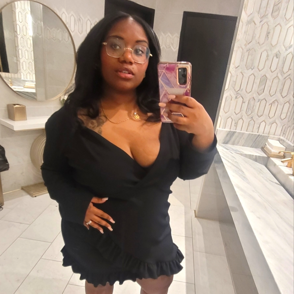 Pretty Little Thing black dress